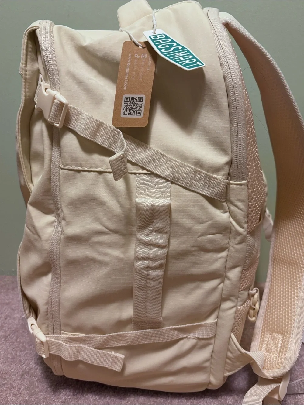 BAGSMART Travel Backpack – Cream – NWT